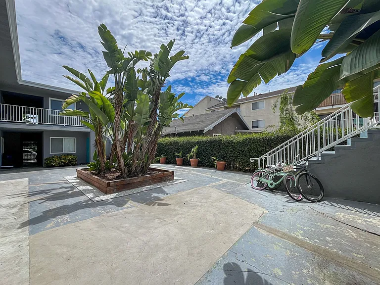 905 Gaviota Ave, Long Beach, CA 90813 — Photo 16