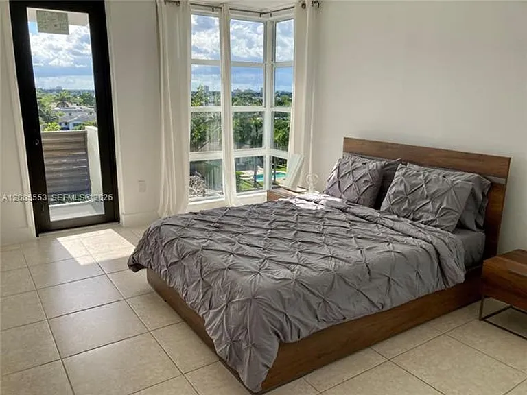 9800 W Bay Harbor Dr #603 — Photo 16