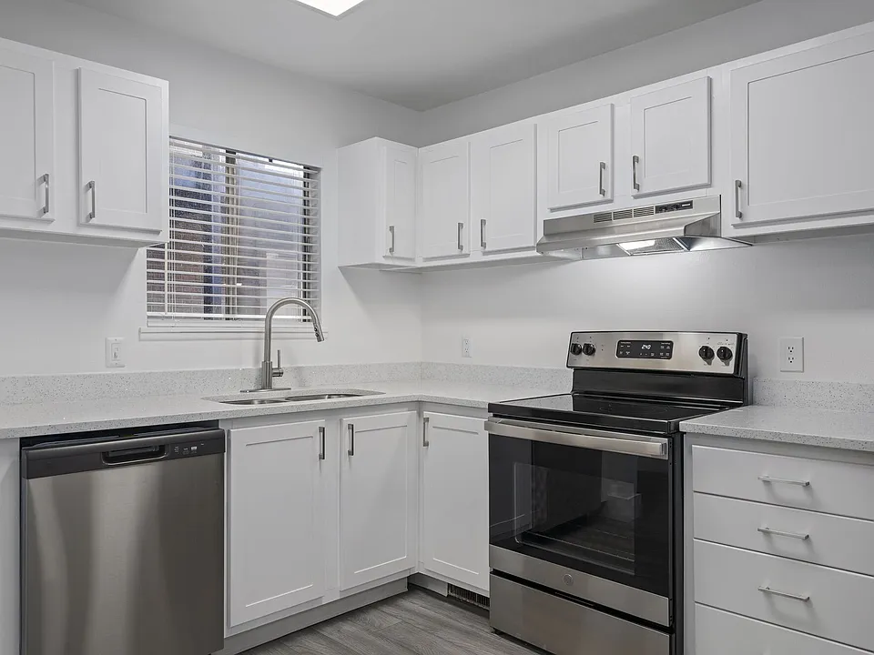 The Franklyn Apartments