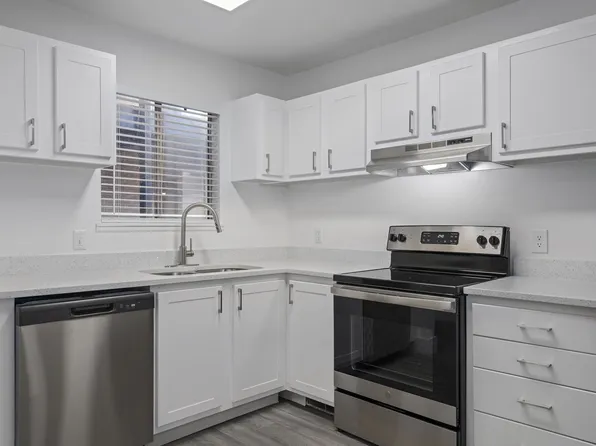 The Franklyn Apartments