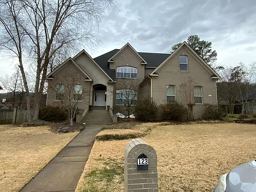 123 Courts Ln Photo 1