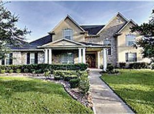2203 N Shadow Grove Ln, Richmond, TX 77406