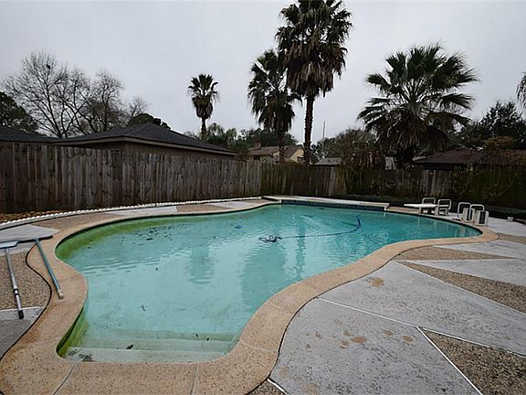 3rd image of 1226 Westgreen Blvd