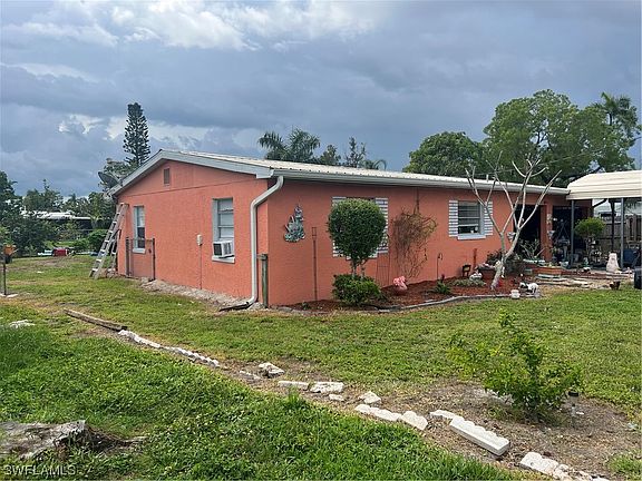 3rd image of 1154 Harbor Dr