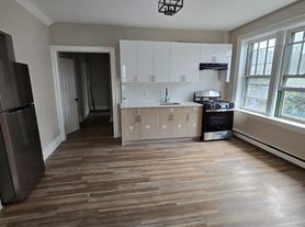 159 Hutton St