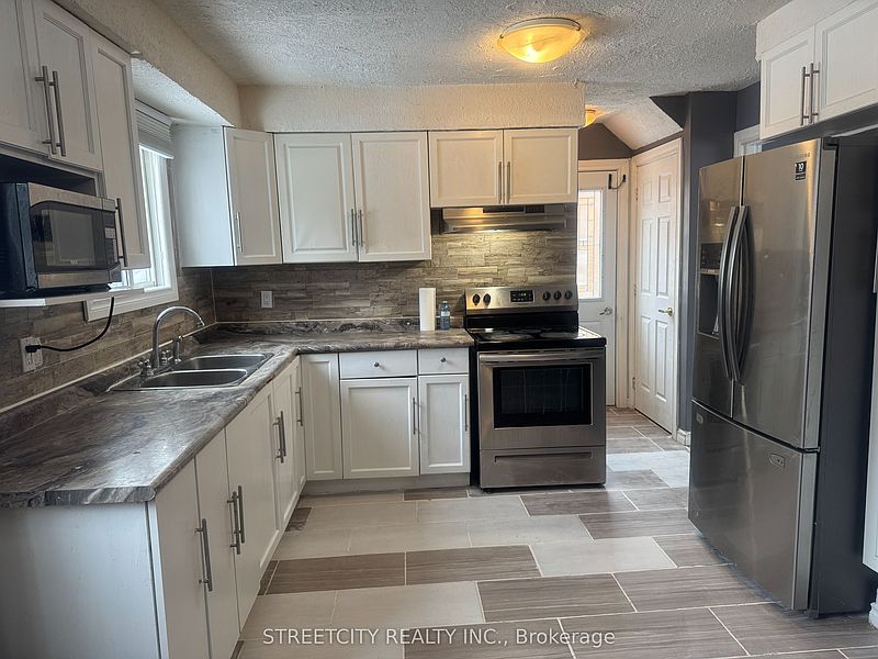 London House for rent - 3 Bedrooms — photo 9