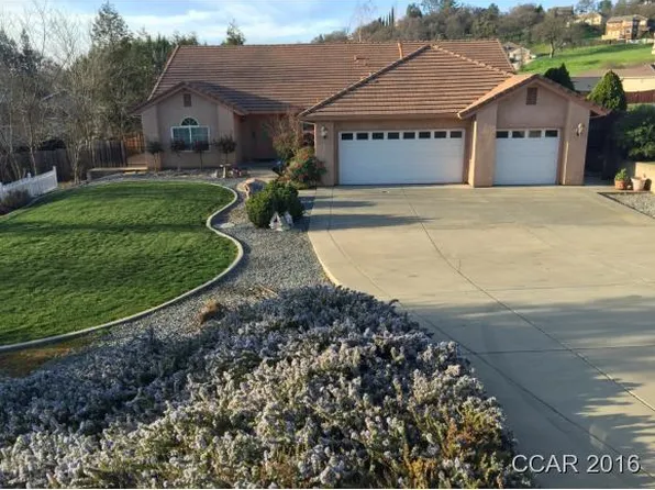 2090 Vista Del Lago Dr, Valley Springs, CA 95252