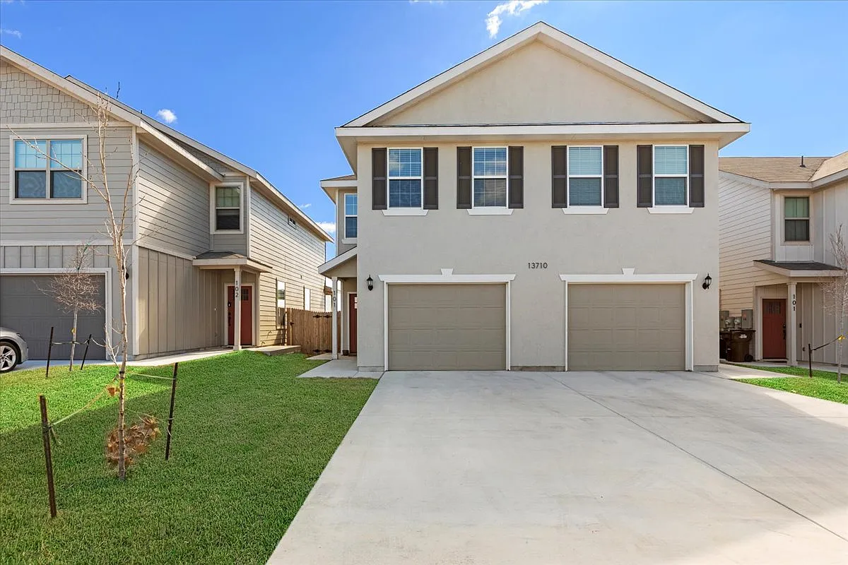 3 bed, 1394 sqft, $1,495 — Photo 2