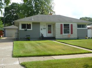 826 Buckingham St SW, Wyoming, MI 49509