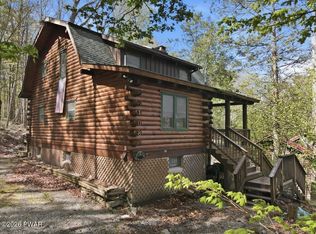 108 Upper Crest Rd, Greentown, PA 18426