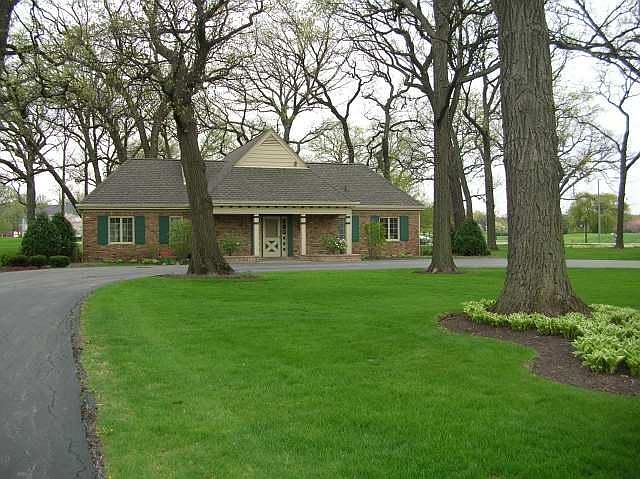 1000 Prestwick Dr — Prestwick Country Club
