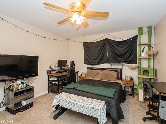 5th image of 10747 S Harlem Ave APT 1B