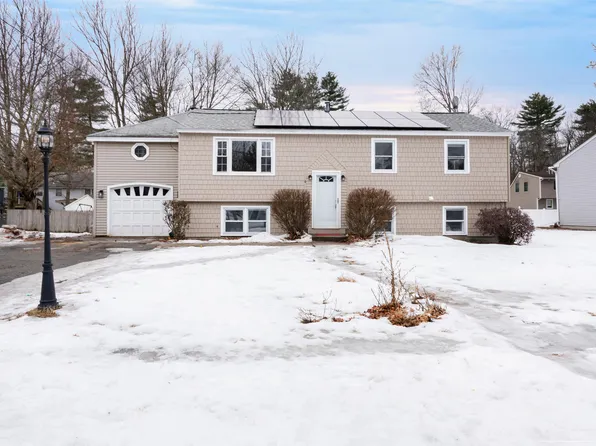 6 Cassandra Lane, Nashua, NH 03064