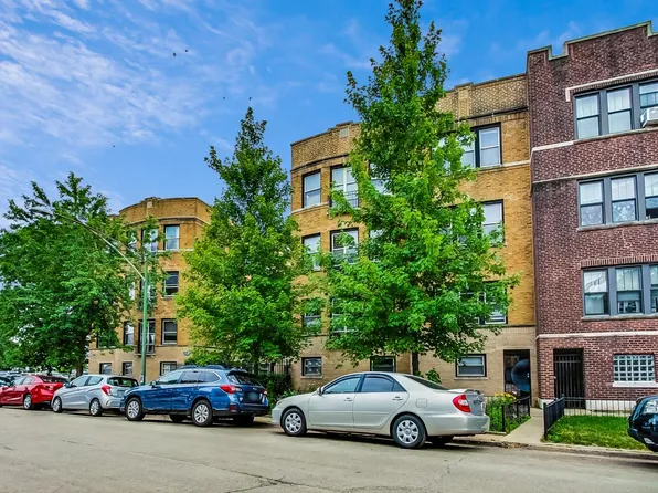 1231 W Greenleaf Ave APT 2, Chicago, IL 60626