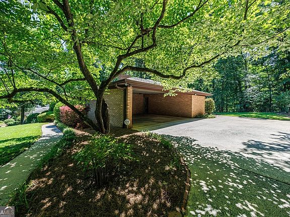 5th image of 4848 Guerry Dr