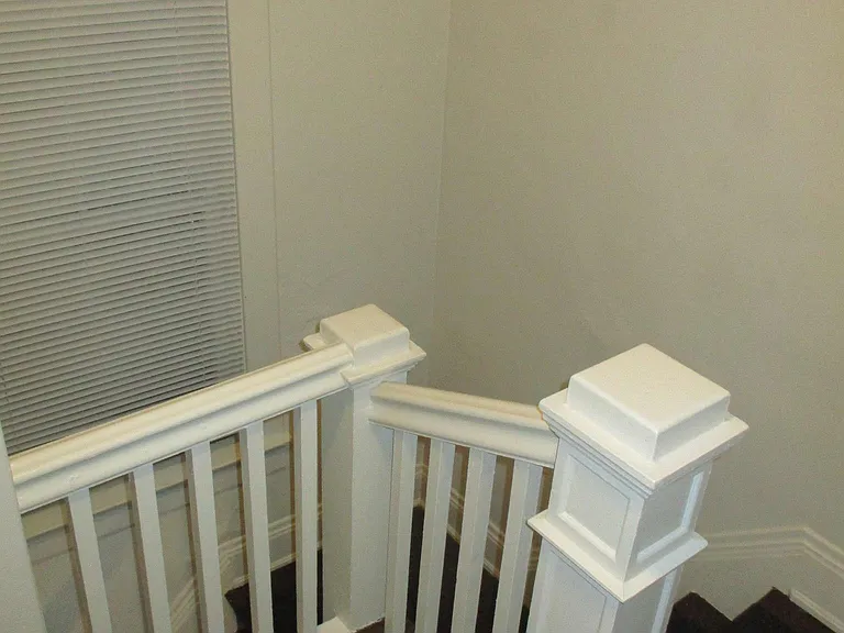 1015 Vine St — Photo 6
