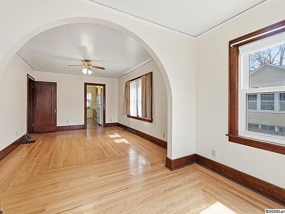 2nd image of 557 N 8th St