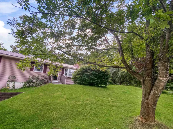 1 Hampshire Drive, Franklin, NH 03235