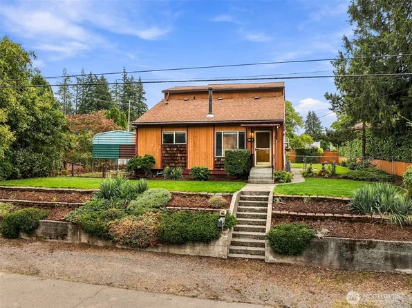 1140 N Cambrian Avenue, Bremerton, WA 98312