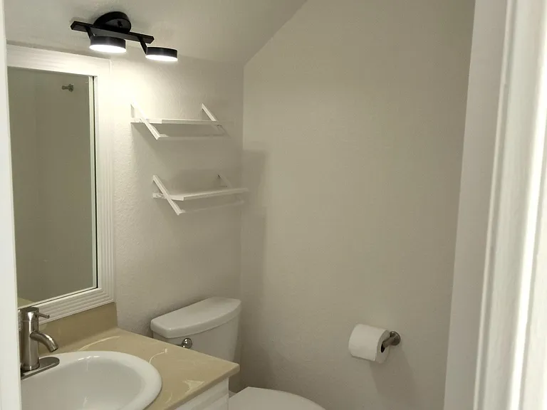 8282 Gilman Dr — Photo 8