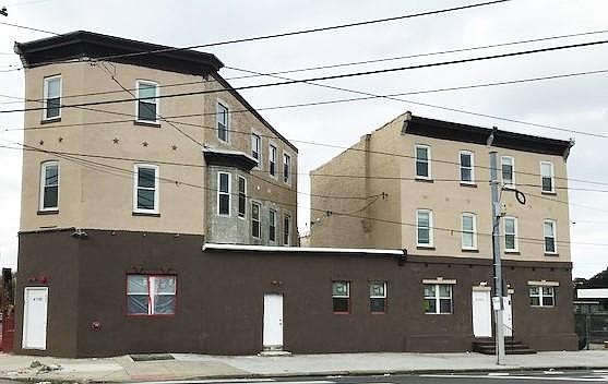 1st image of 4700 W Girard Ave Floor 2