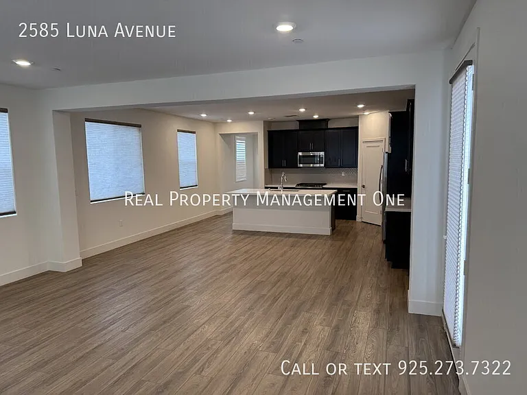 2585 Luna Ave — Photo 9