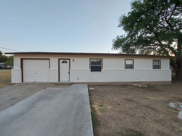 1611 2nd St, Marble Falls, TX 78654