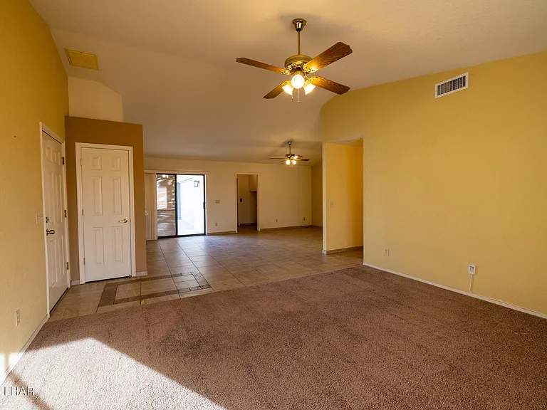 1582 Brodie Dr — Photo 7