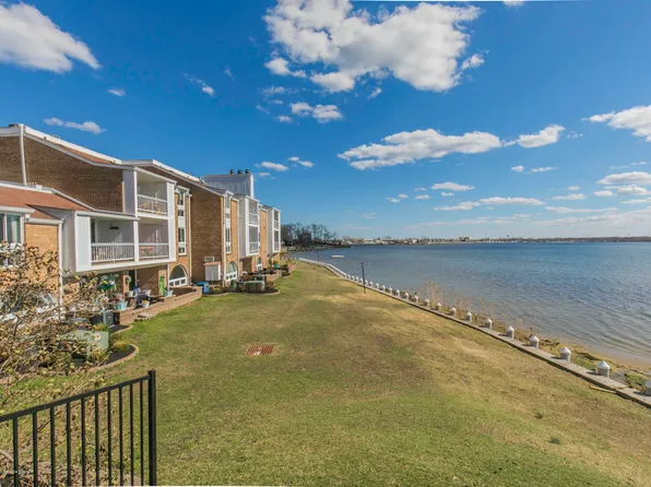 107 Riverview Ave APT 136E, Neptune City, NJ 07753