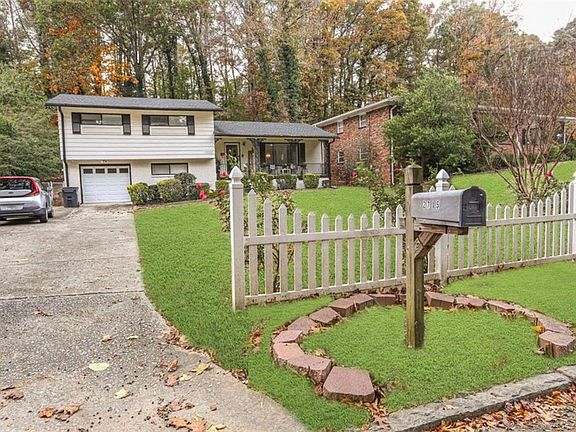 2nd image of 2715 Riggs Dr