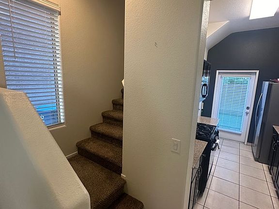 4th image of 4125 Walnut Star Ln