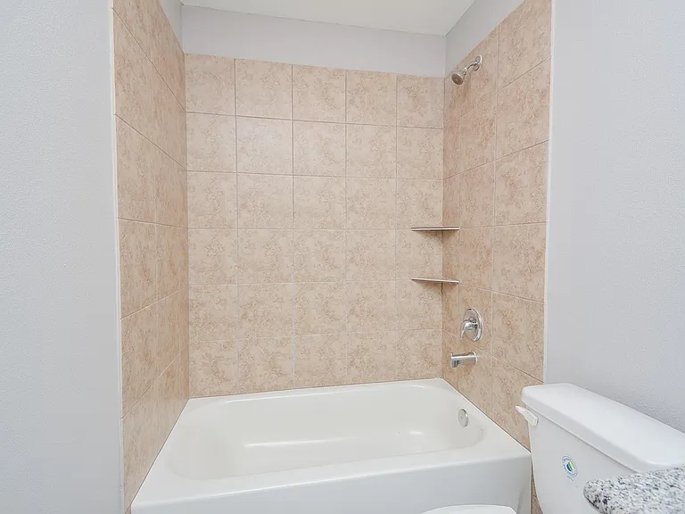 7611 Dyer St — Photo 18