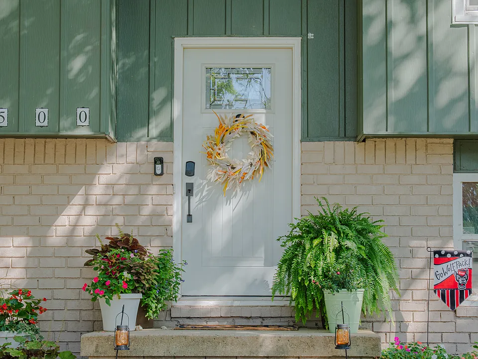 500 Loma Dr