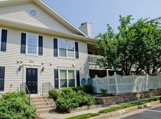 10204 Ashbrooke Ct #12, Oakton, VA 22124