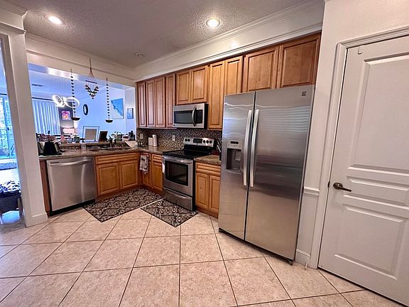 5th image of 5425 Grand Park Pl