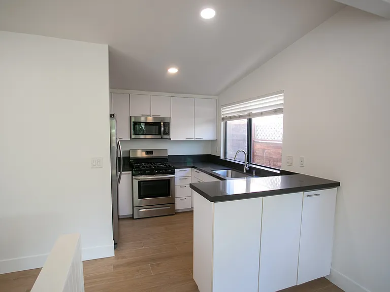 26781 Avenida Las Palmas — Photo 6
