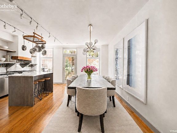 3rd image of 426 W 22nd St