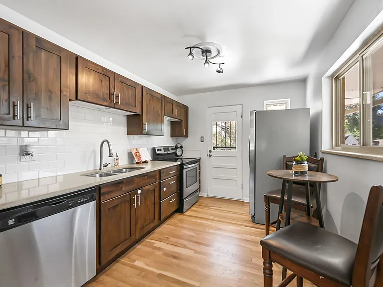 3286 W Fairview Pl — Photo 12