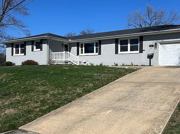 14 Dellwood Dr, Decatur, IL 62521