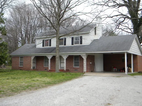 Cedar St, Dresden, TN 38225