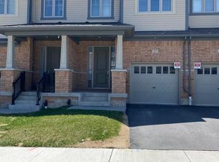 27 Stonehill Ave, Kitchener, ON N2R 0N8
