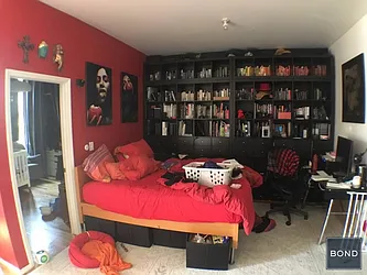 Rented by Bond New York