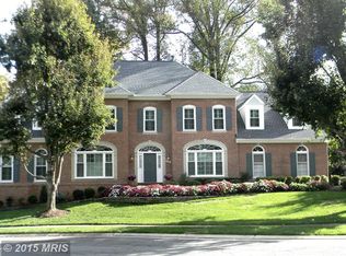 1111 Round Pebble Ln, Reston, VA 20194