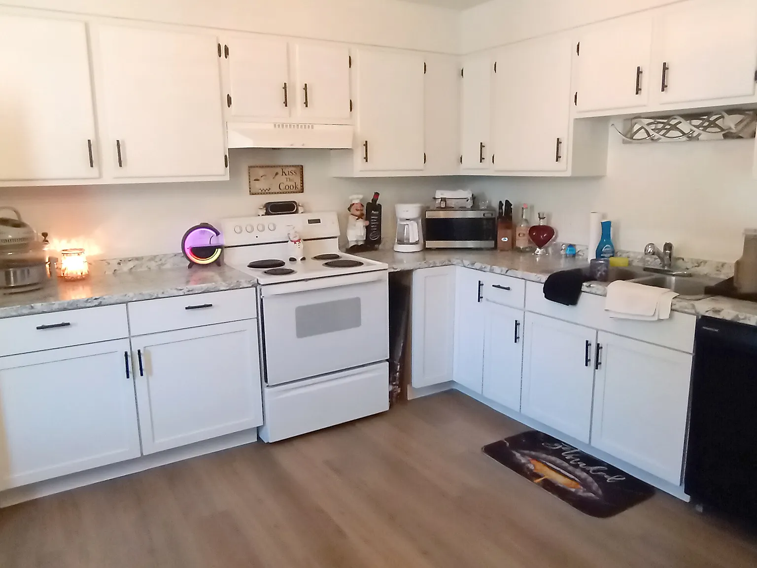 2 bed, 900 sqft, $950 — Photo 3