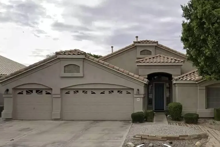 3 car garage
