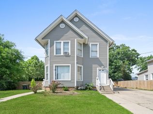 568 North Ave, Aurora, IL 60505