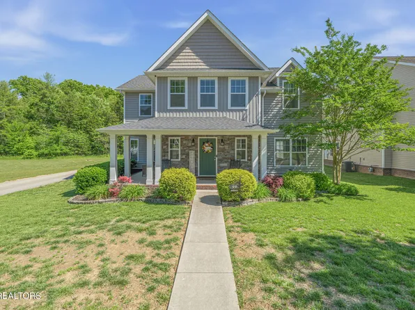 99 Fallberry St, Oak Ridge, TN 37830