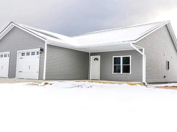 713 Salsbery Circle, Hillsboro, WI 54634