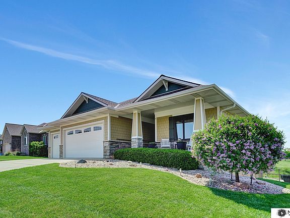 3rd image of 7279 Hidden Valley Dr