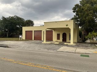3712 S Olive Avenue, West Palm Beach, FL 33405